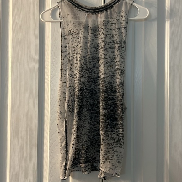 Spiritual gangster, peace, love Yoga , size small - Picture 4 of 5